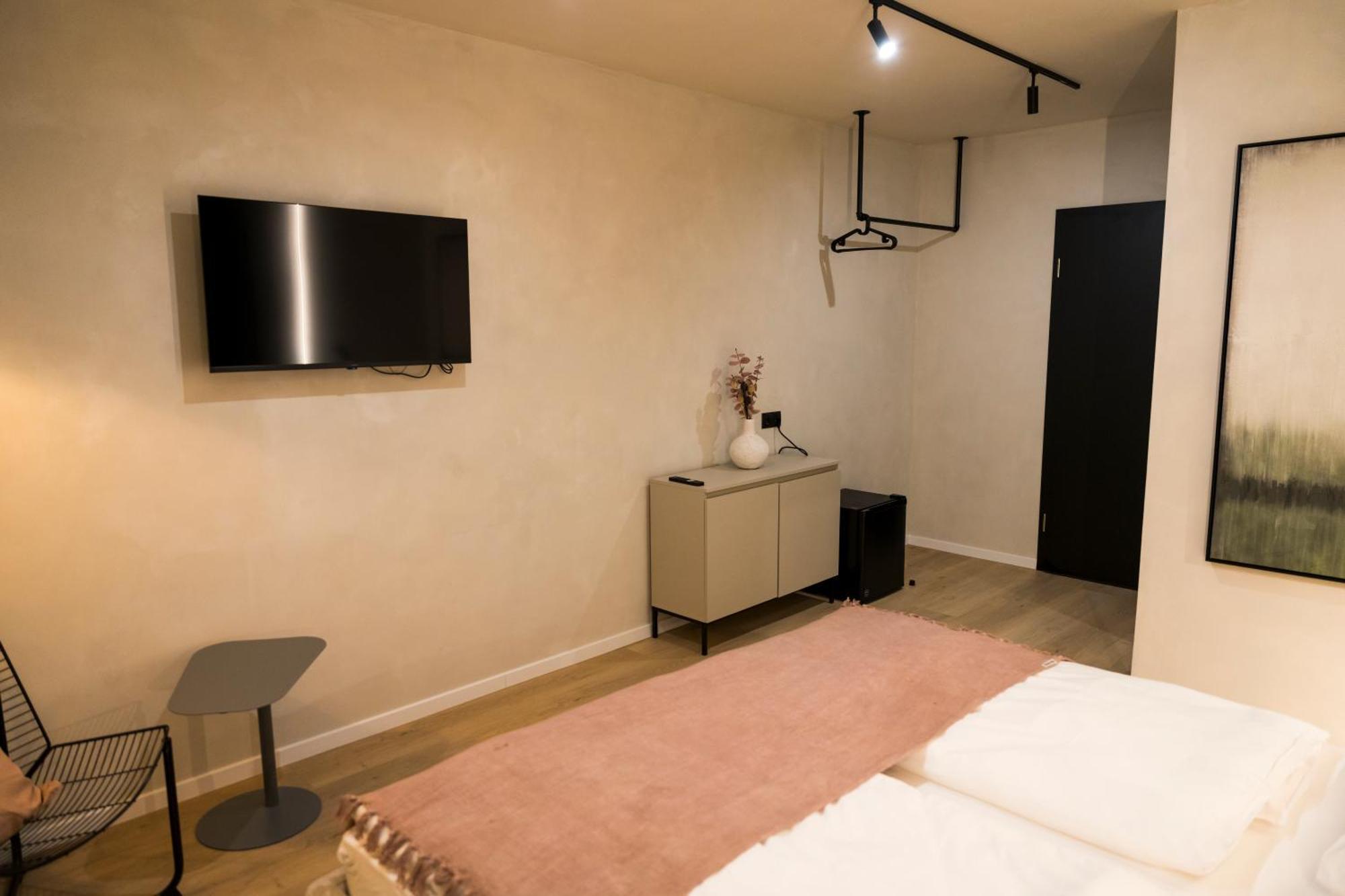 Hotel Weinhaus Kreuter 코블렌츠 외부 사진